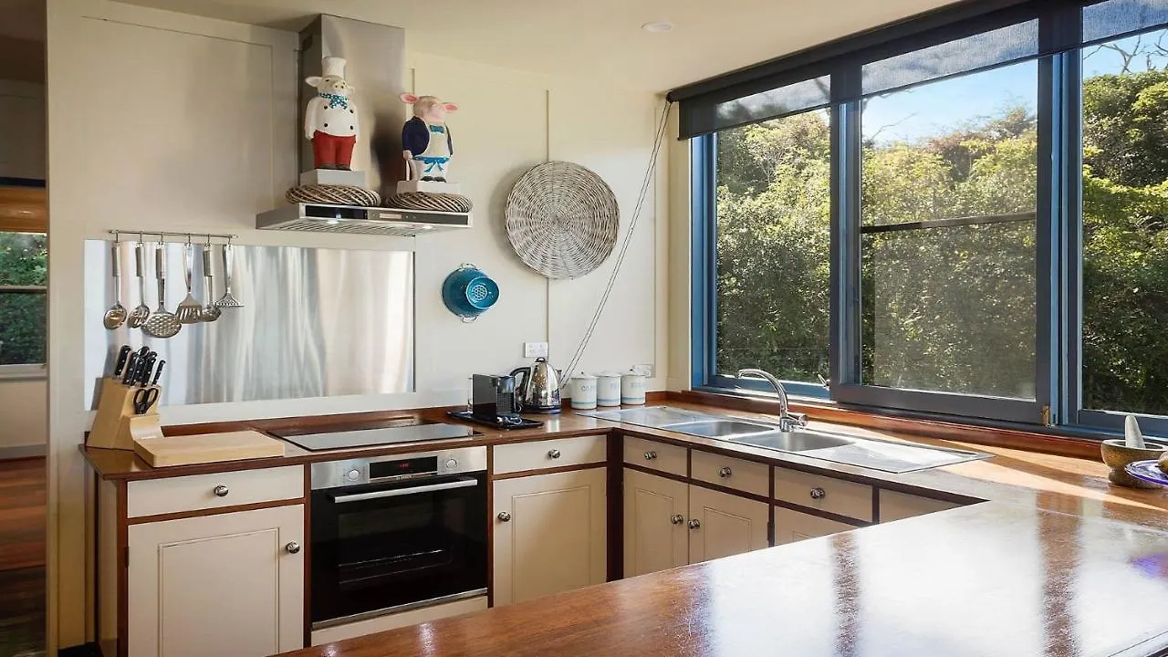 Unit 1 80 Lake Street Merimbula